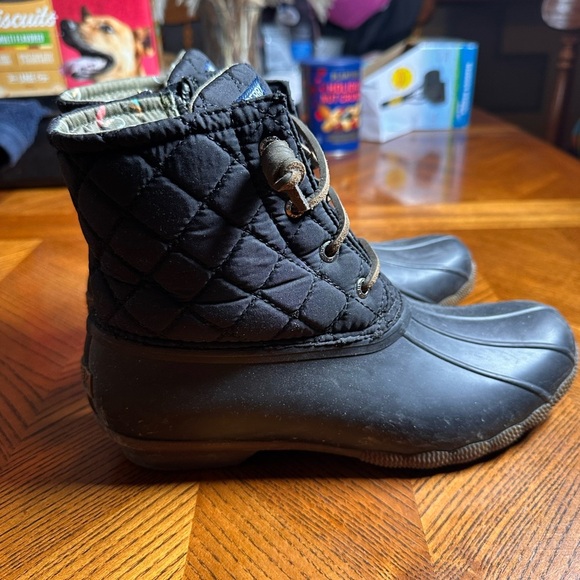 Saltwater Quilted Duck boots 8.5 - Picture 4 of 8